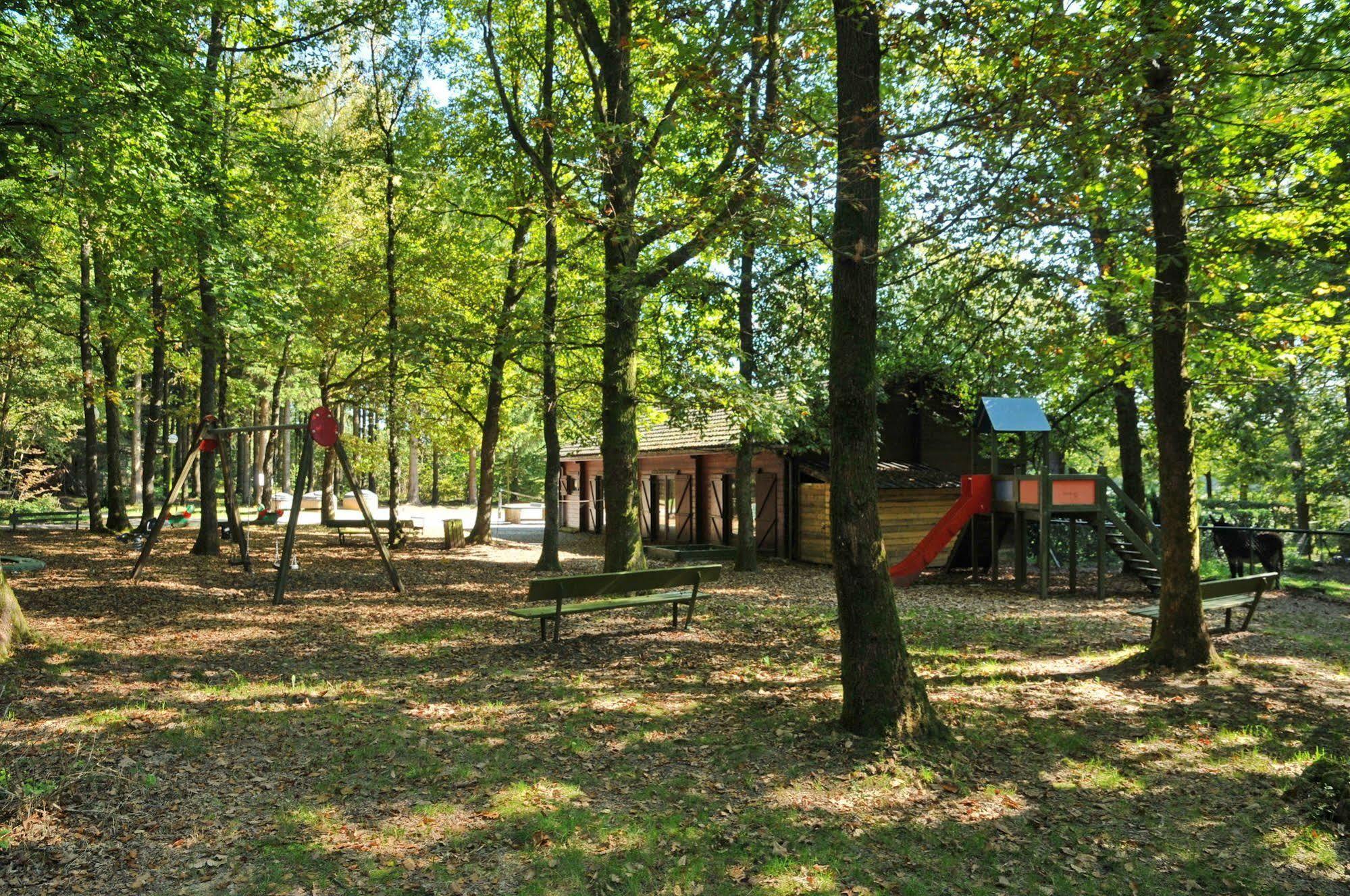 Village De Vacances D'Oignies Kültér fotó